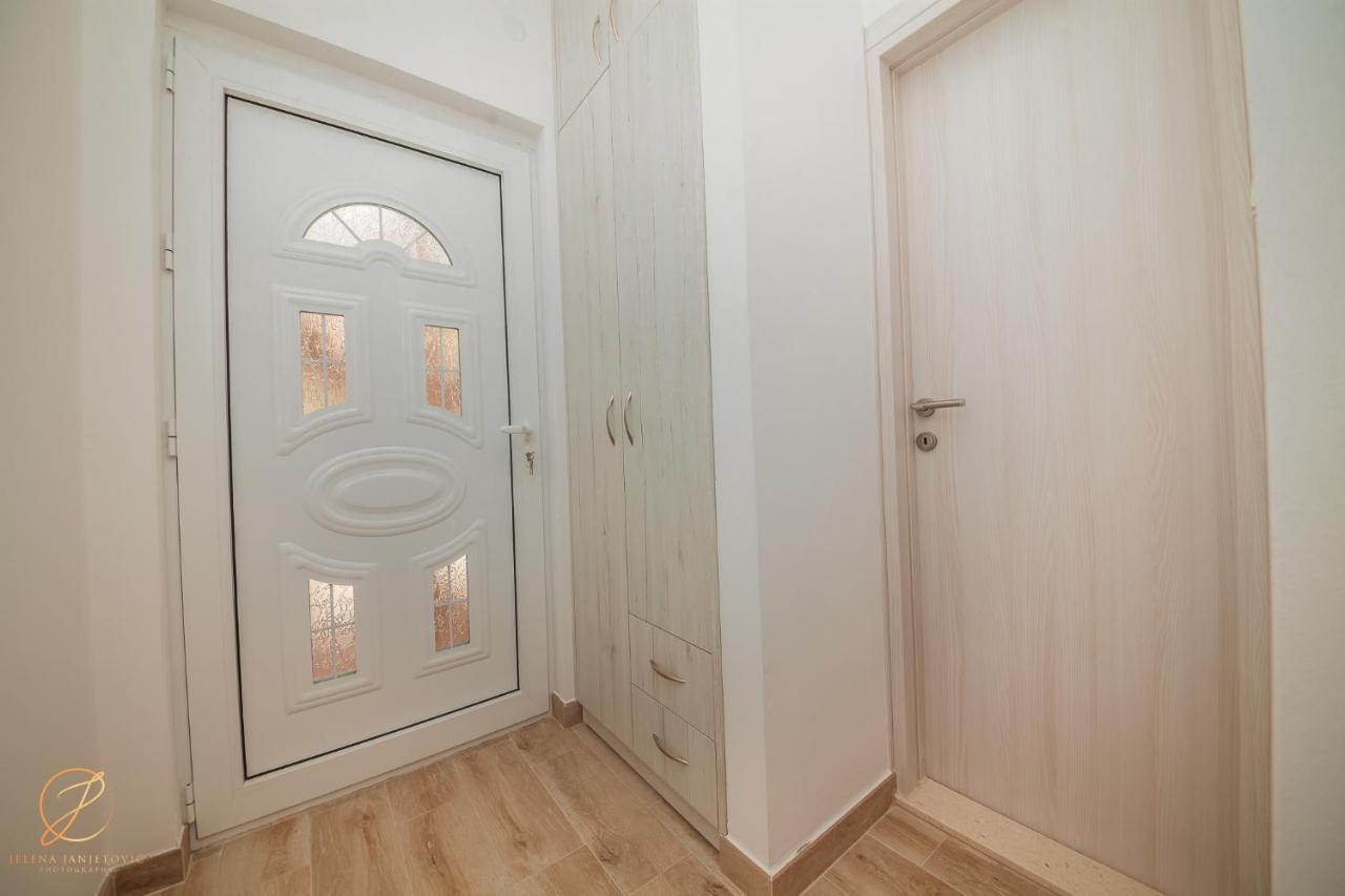 Apartments Ruzmarin Herceg Novi Bagian luar foto