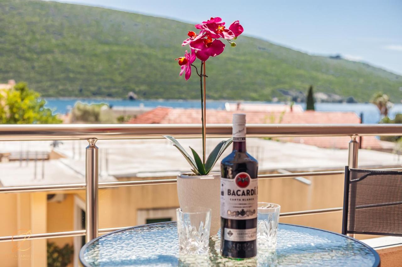 Apartments Ruzmarin Herceg Novi Bagian luar foto