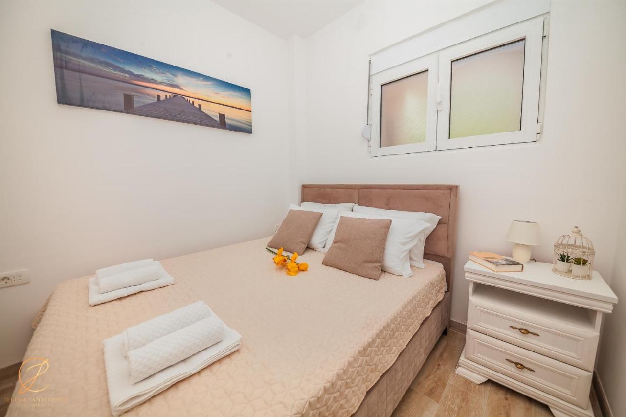 Apartments Ruzmarin Herceg Novi Bagian luar foto