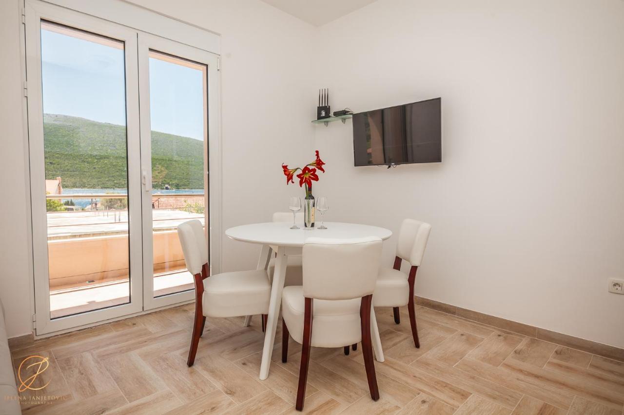 Apartments Ruzmarin Herceg Novi Bagian luar foto
